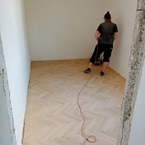 Renovace parket + pokládka Vinylové podlahy v bytě Brno Bohunice